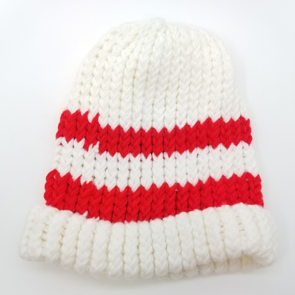 Five Handmade Christmas Colors Beanies Lot! Gift - Picture 3 of 11